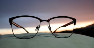 glasses-4231813_1280