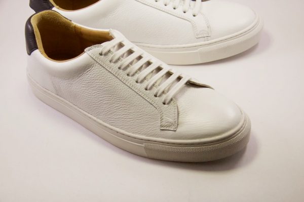 Derby trainer White (3)