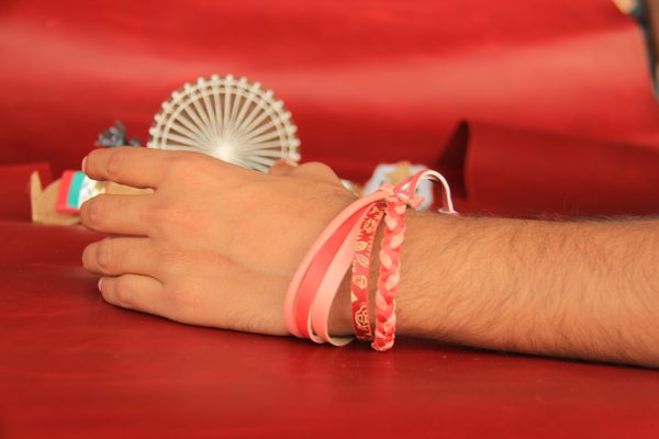 red color bracelet (3)