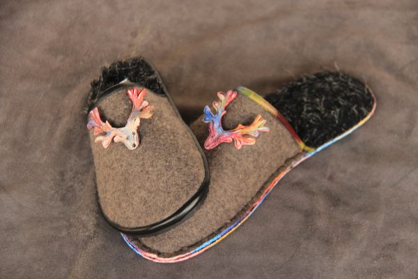 brown slipper (6)